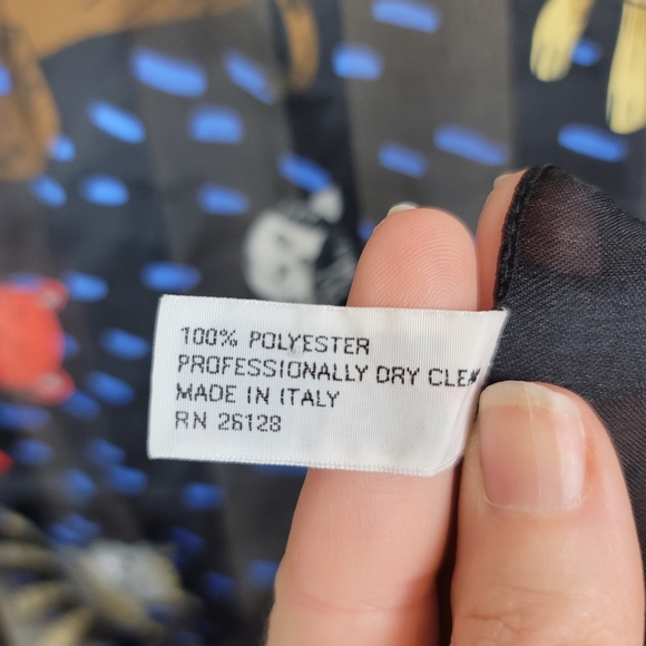 Save The Children It's Raining Cats & Dogs Scarf - Picture 4 of 4